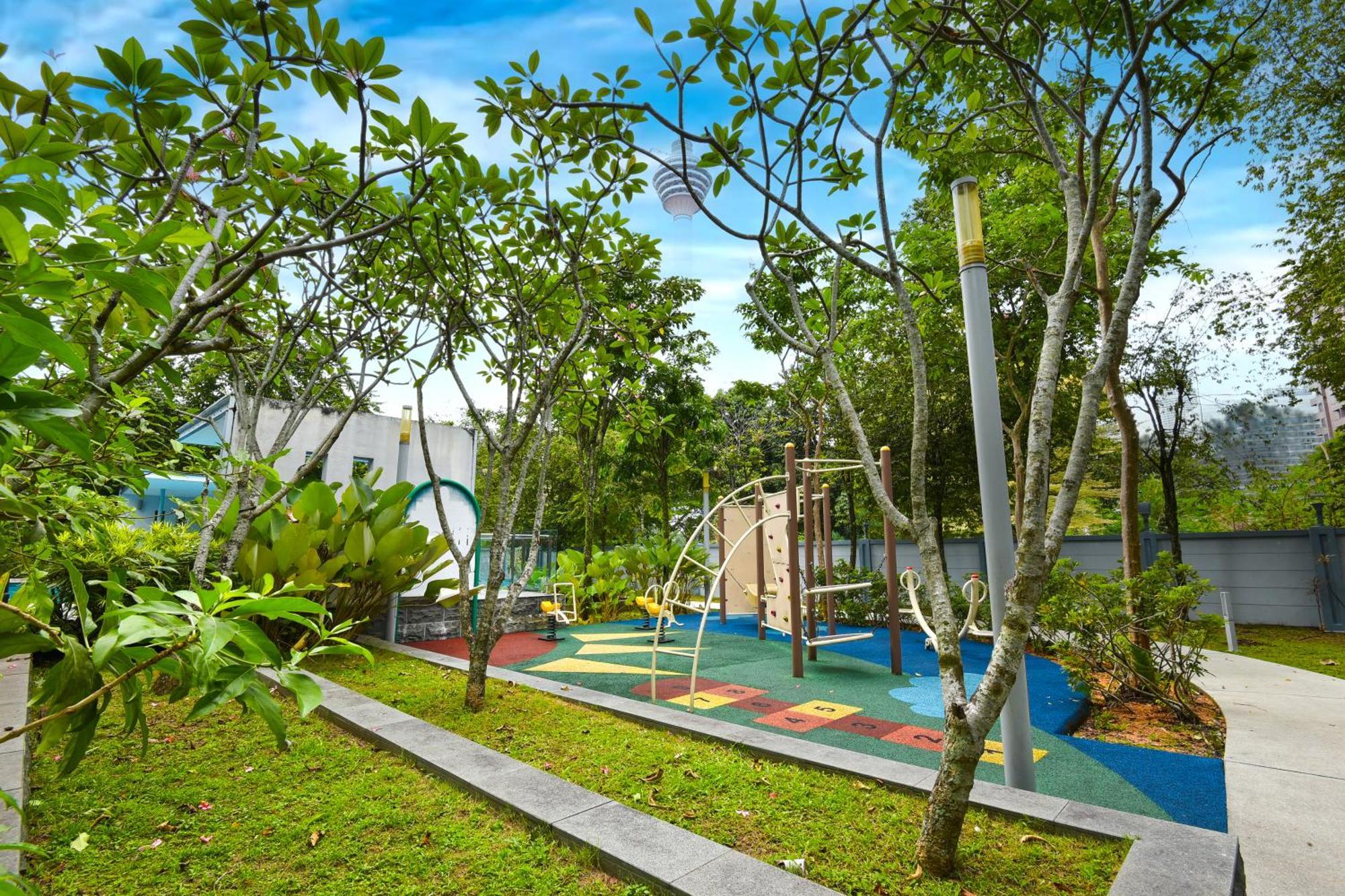 Sunday Hotel Near Petronas Twin Tower Formerly Suasana Suites Kuala Lumpur Extérieur photo