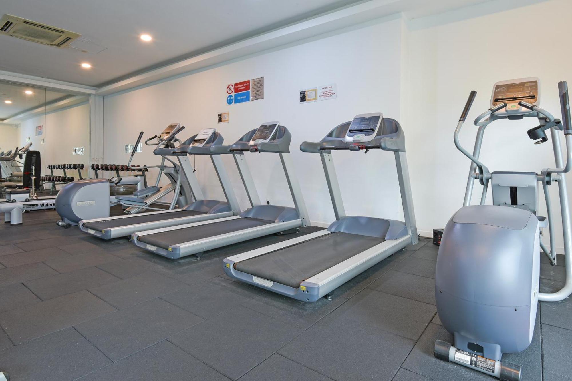 Sunday Hotel Near Petronas Twin Tower Formerly Suasana Suites Kuala Lumpur Extérieur photo