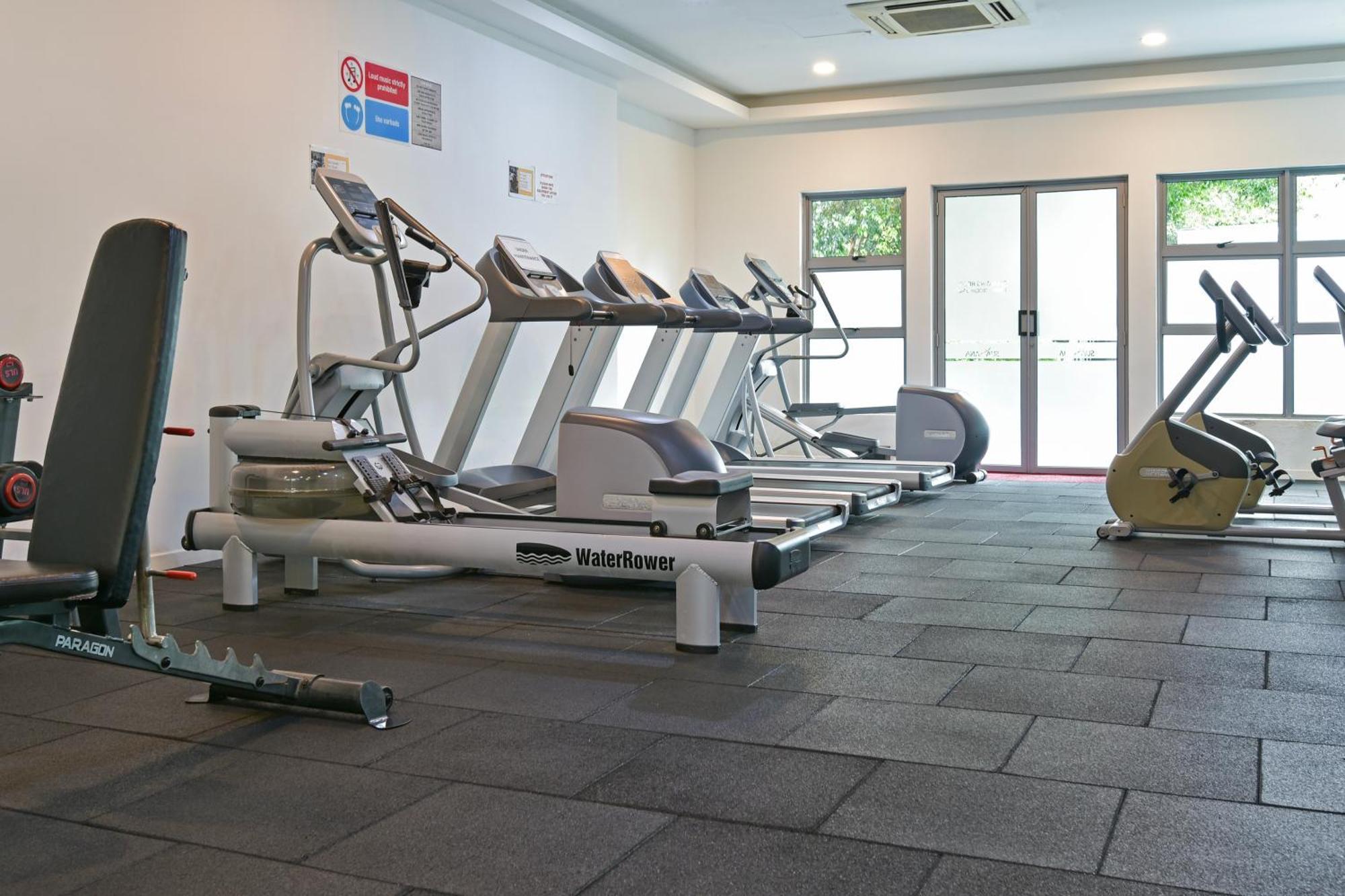Sunday Hotel Near Petronas Twin Tower Formerly Suasana Suites Kuala Lumpur Extérieur photo