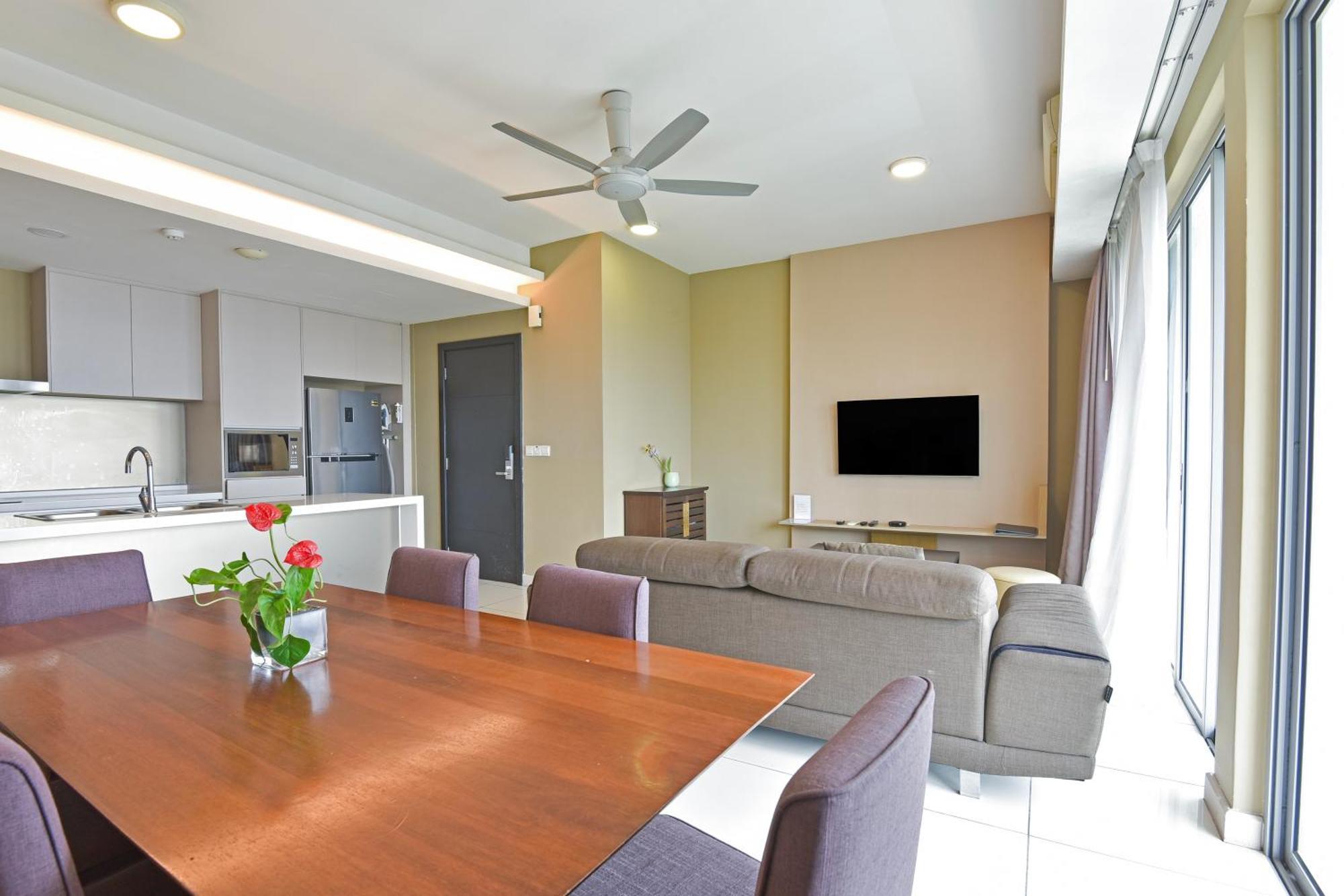 Sunday Hotel Near Petronas Twin Tower Formerly Suasana Suites Kuala Lumpur Extérieur photo