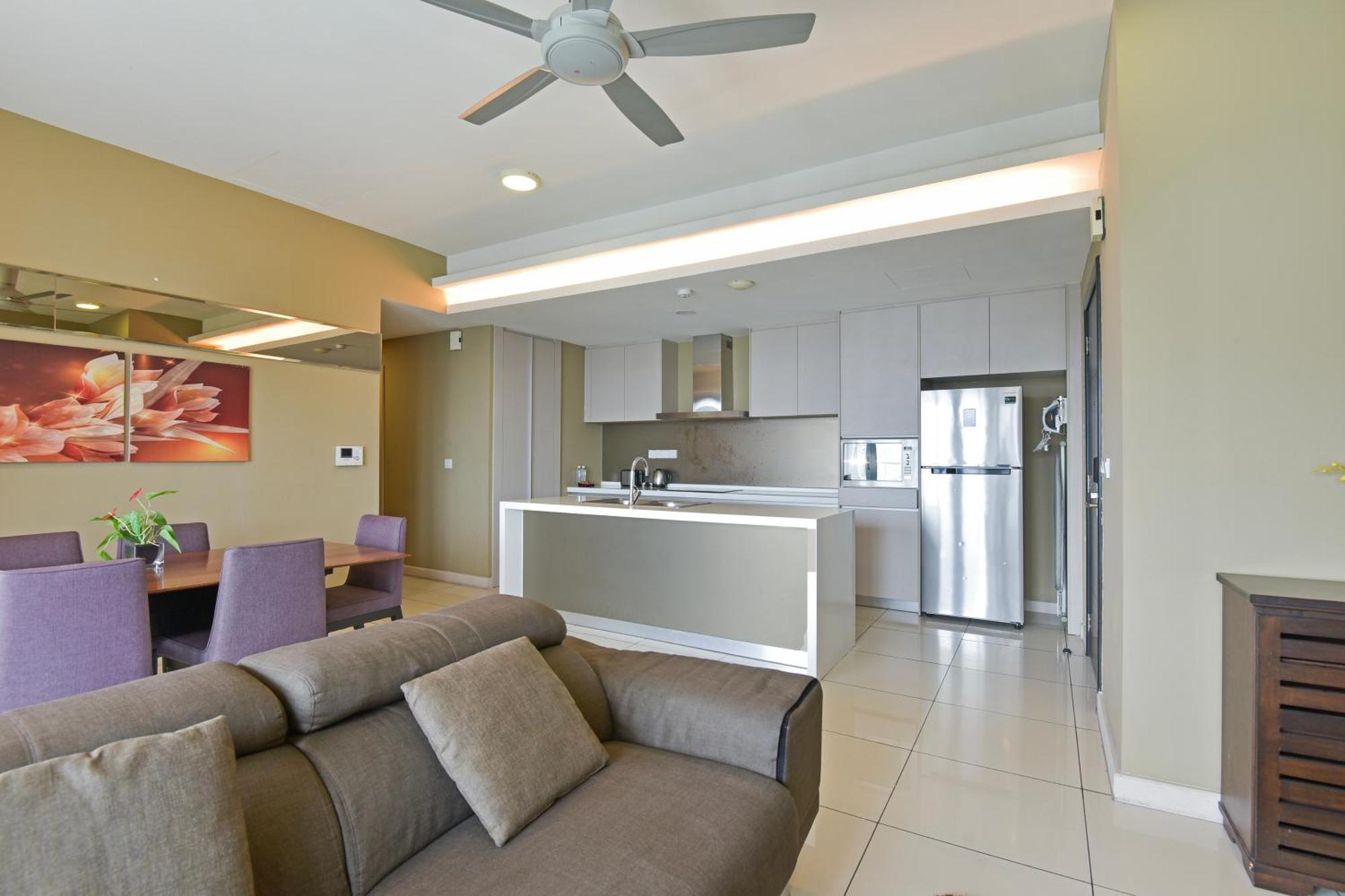 Sunday Hotel Near Petronas Twin Tower Formerly Suasana Suites Kuala Lumpur Extérieur photo