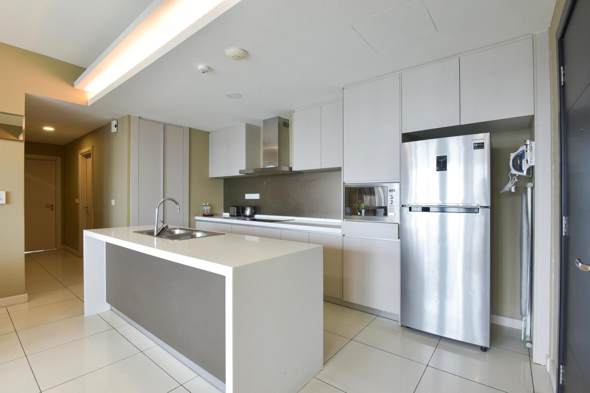 Sunday Hotel Near Petronas Twin Tower Formerly Suasana Suites Kuala Lumpur Extérieur photo
